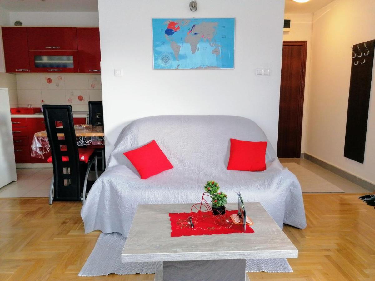 Good Host Apartment Banja Luka Bagian luar foto